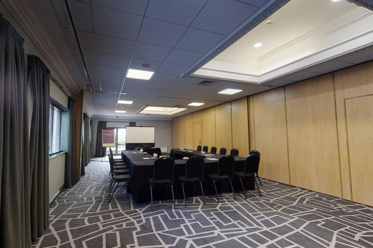 Village Hotel Newcastle Holystone  Esterno foto