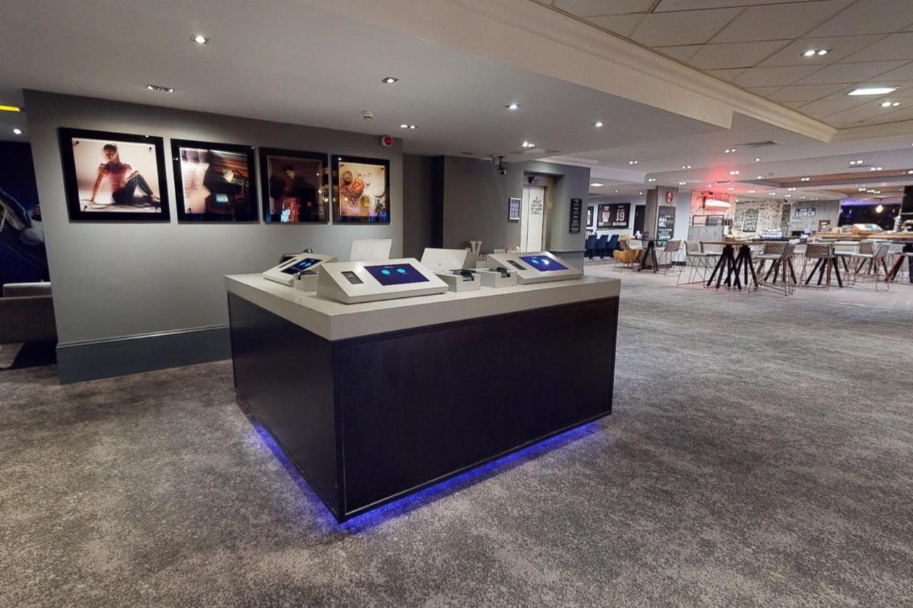 Village Hotel Newcastle Holystone  Esterno foto