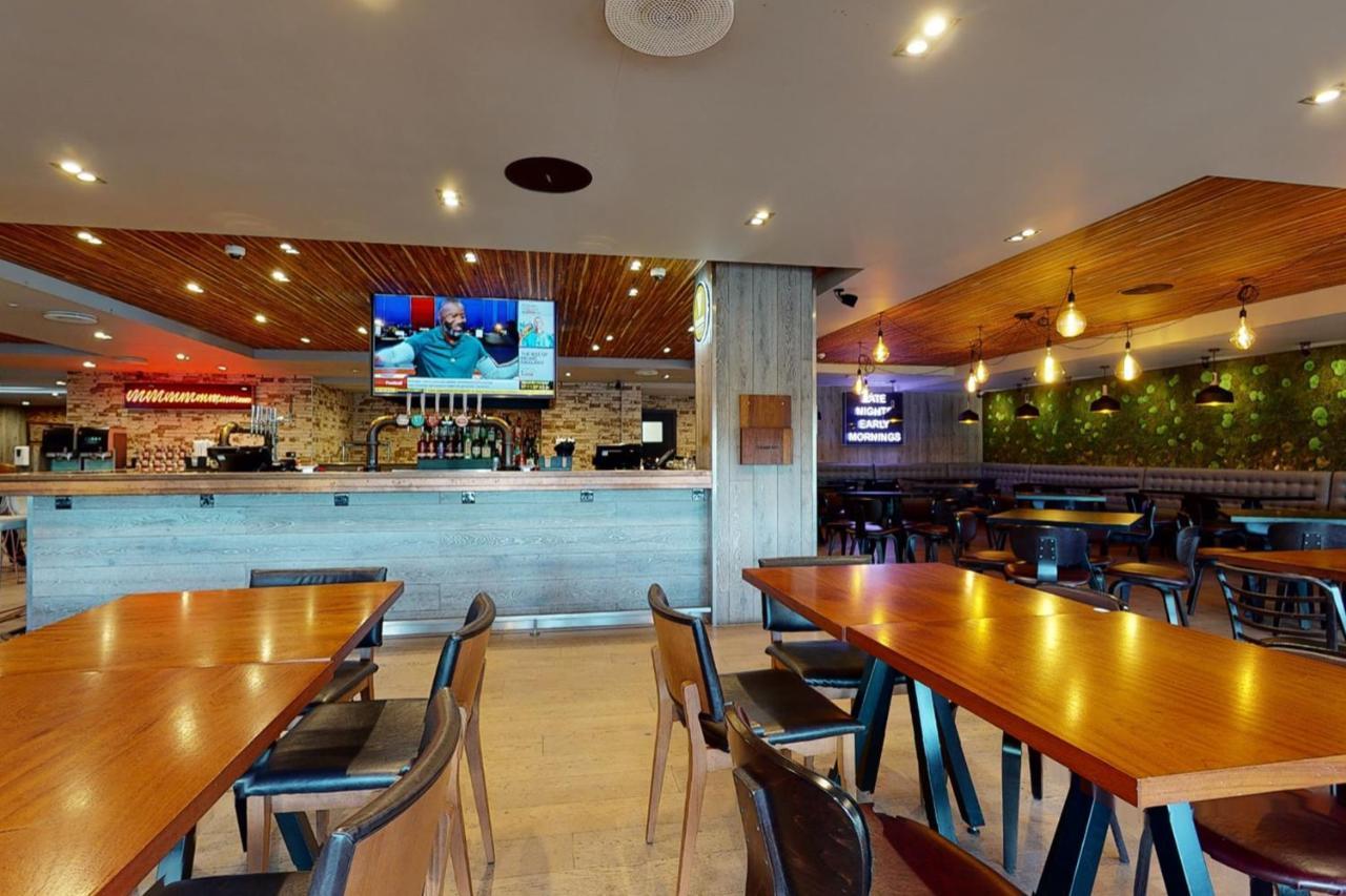 Village Hotel Newcastle Holystone  Esterno foto